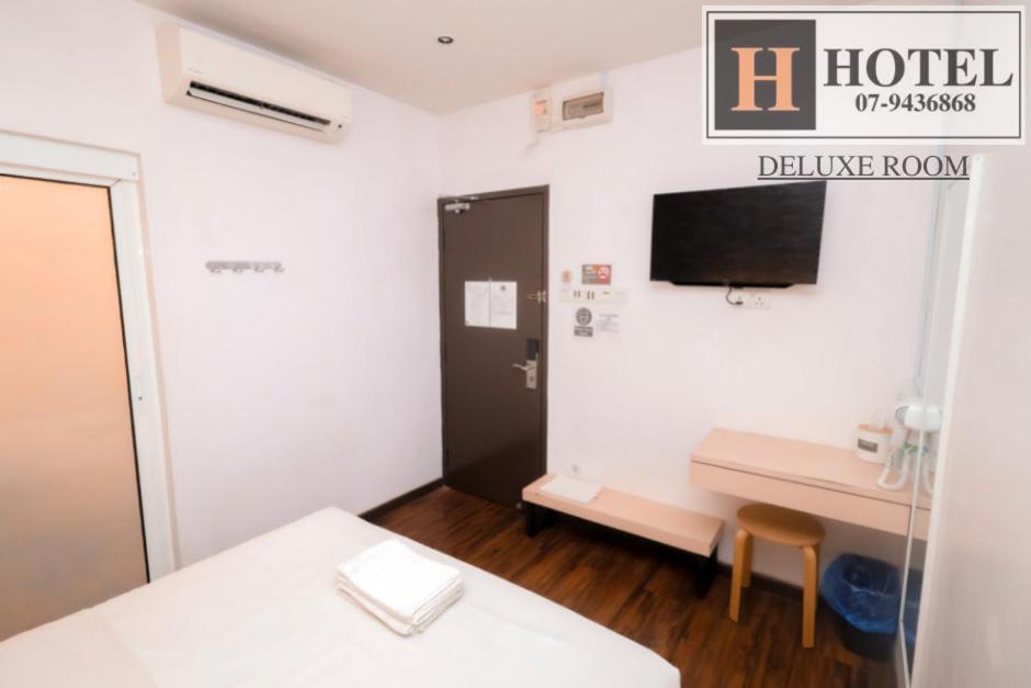 H Hotel Segamat Exterior photo