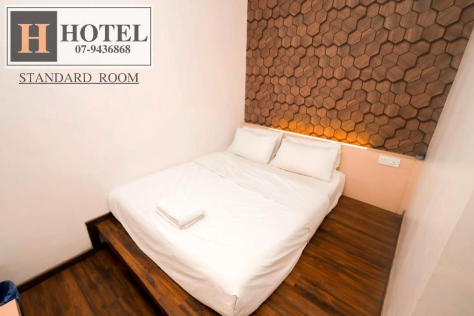 H Hotel Segamat Exterior photo